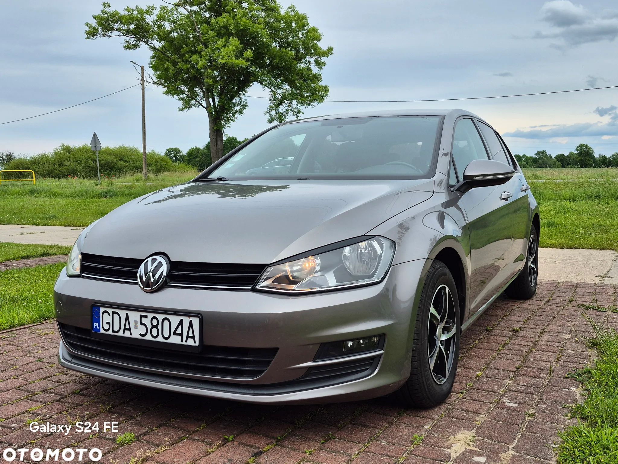 Volkswagen Golf 1.6 BlueTDI Comfortline - 3