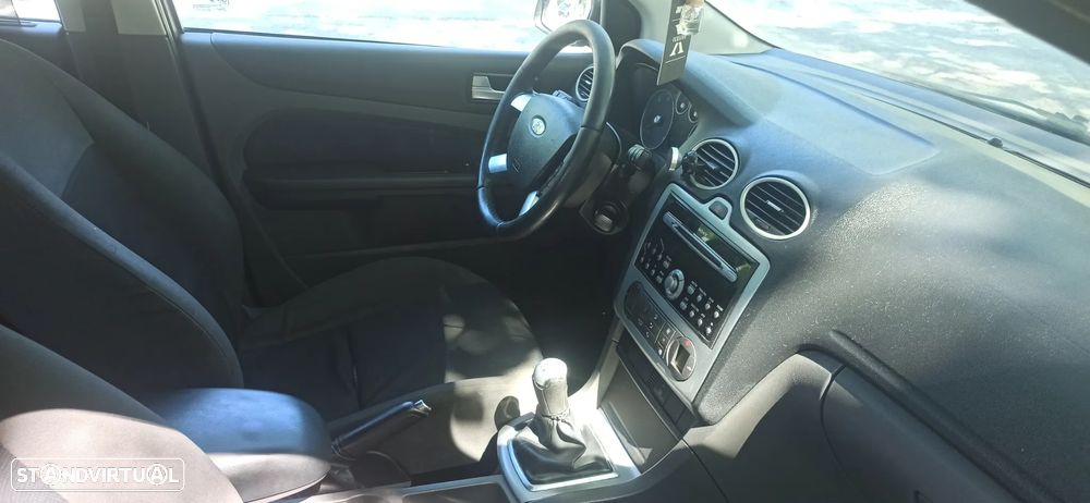 Ford Focus SW 1.6 TDCi Titanium DPF - 5