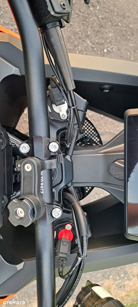 KTM Super Adventure - 16