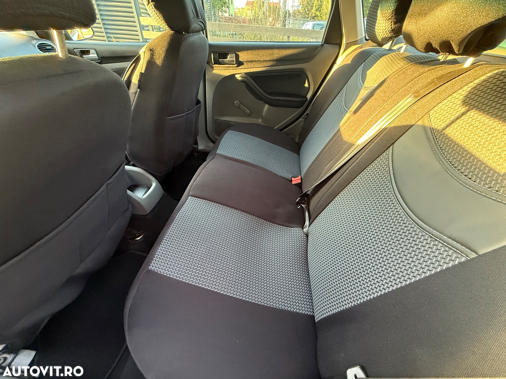 Ford Focus 1.6 TDCI 90 CP Trend - 4