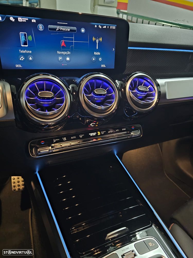 Mercedes-Benz GLB 200 AMG Line - 21