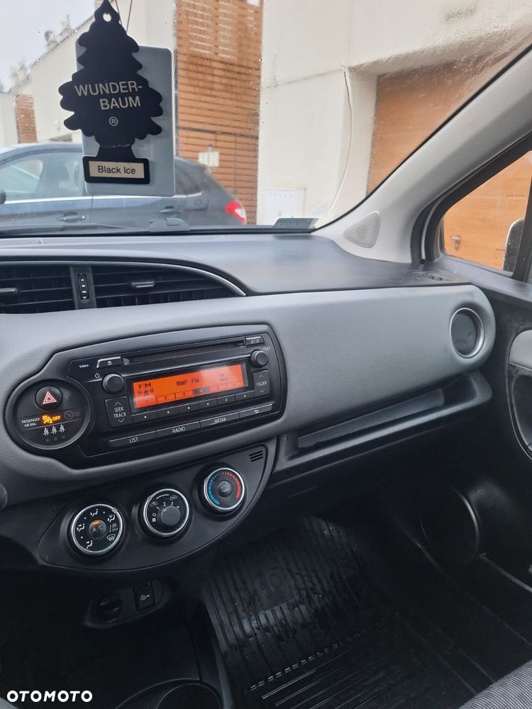 Toyota Yaris - 14