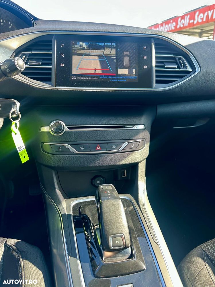 Peugeot 308 1.5 BlueHDi FAP STT EAT8 Allure Pack - 26