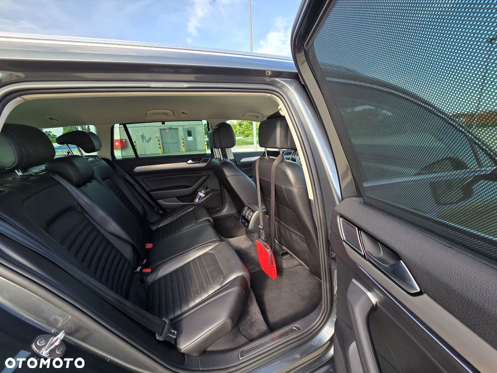 Volkswagen Passat - 7