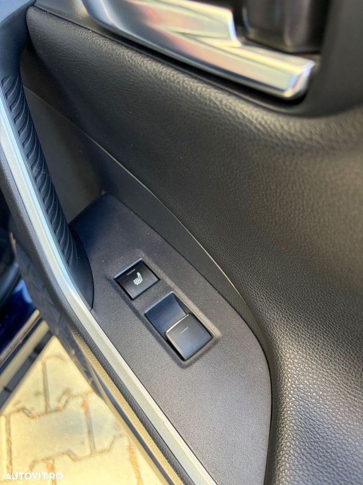 Suzuki Across 2.5 CVT PHEV Luxus - 10