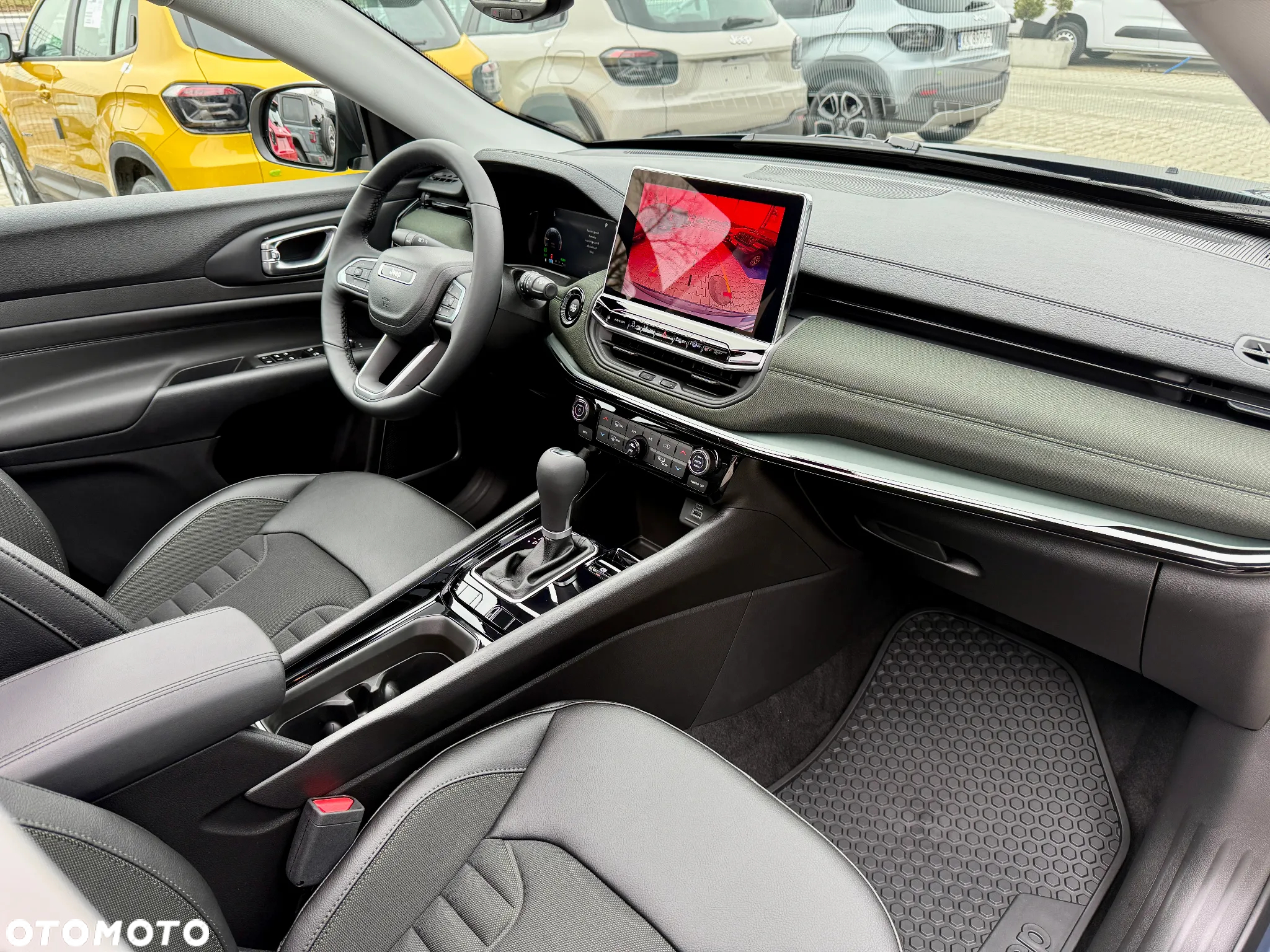 Jeep Compass - 34