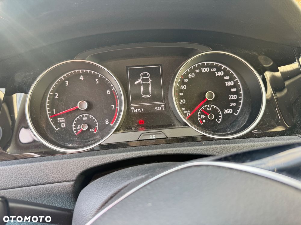 Volkswagen Golf - 12