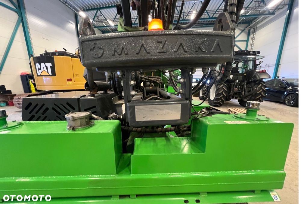 Inny Mazaka 1200 - 3