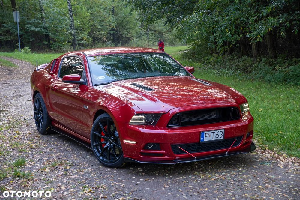 Ford Mustang ver-5-0-v8-gt-premium - 11