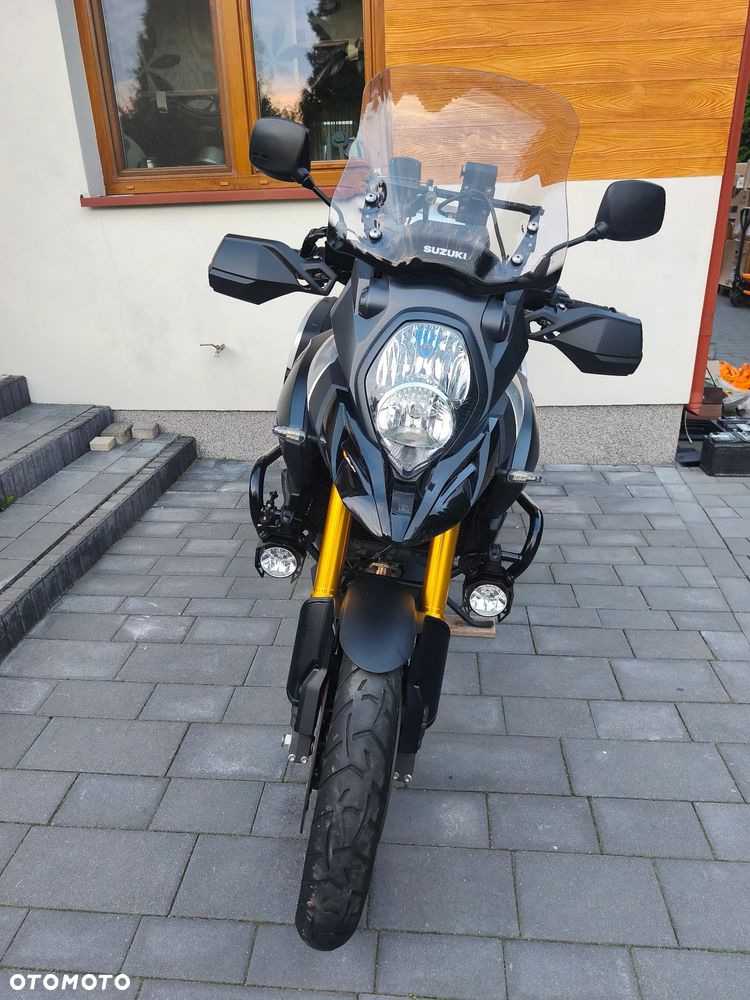 Suzuki V-STROM - 9