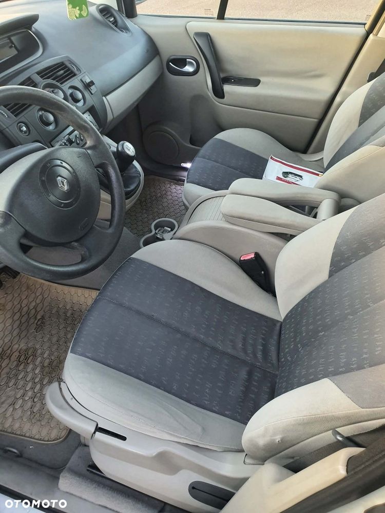 Renault Scenic - 7