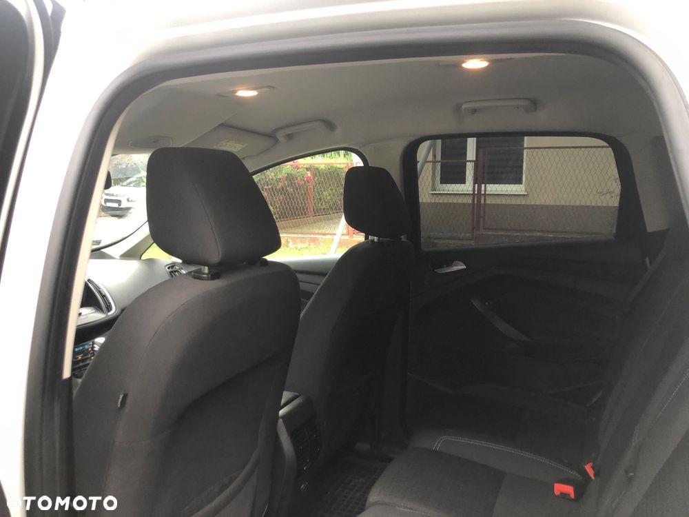 Ford C-MAX 1.5 TDCi Start-Stop-System Titanium - 17