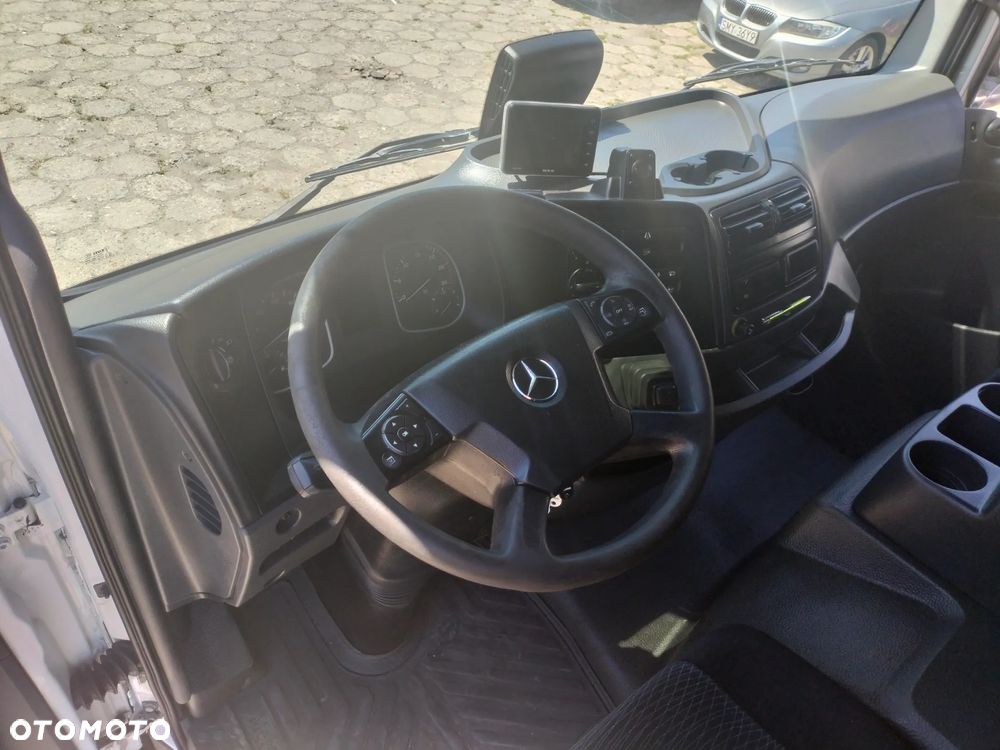 Mercedes-Benz ATEGO - 14