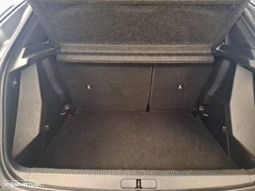 Peugeot 2008 1.2 Hybrid Allure e-DCS6 - 7