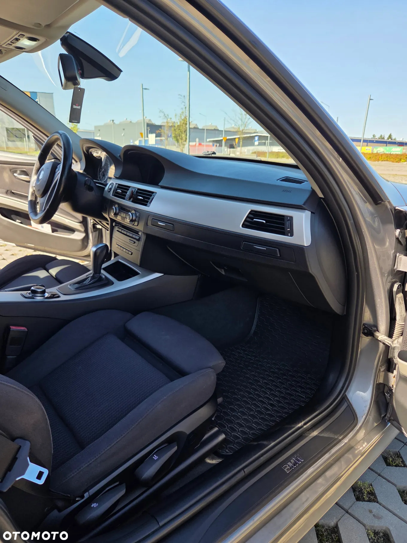 BMW Seria 3 320d xDrive DPF Touring - 15