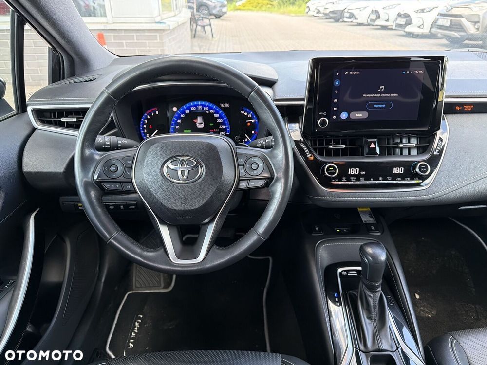 Toyota Corolla - 9