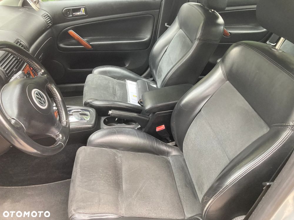 Volkswagen Passat 1.8T Highline Tiptr - 14