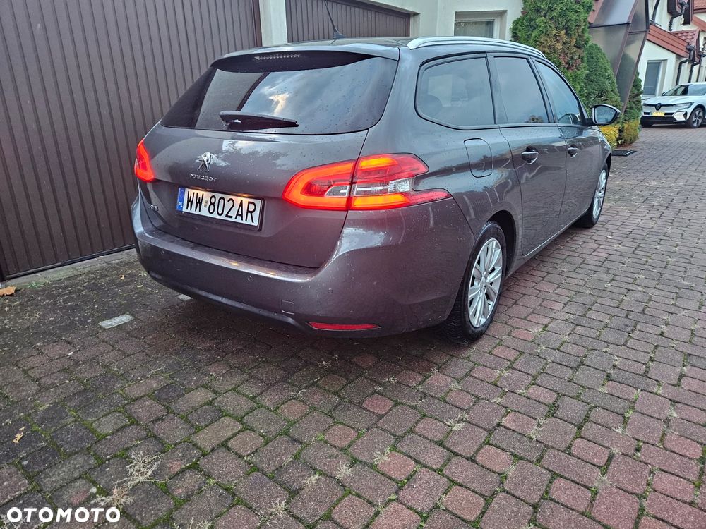 Peugeot 308 1.2 PureTech Allure S&S - 3