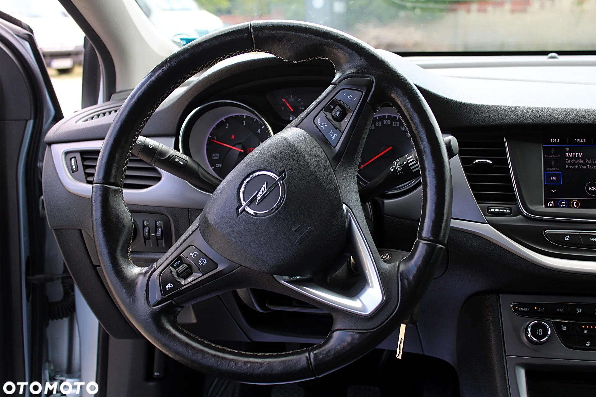 Opel Astra - 16