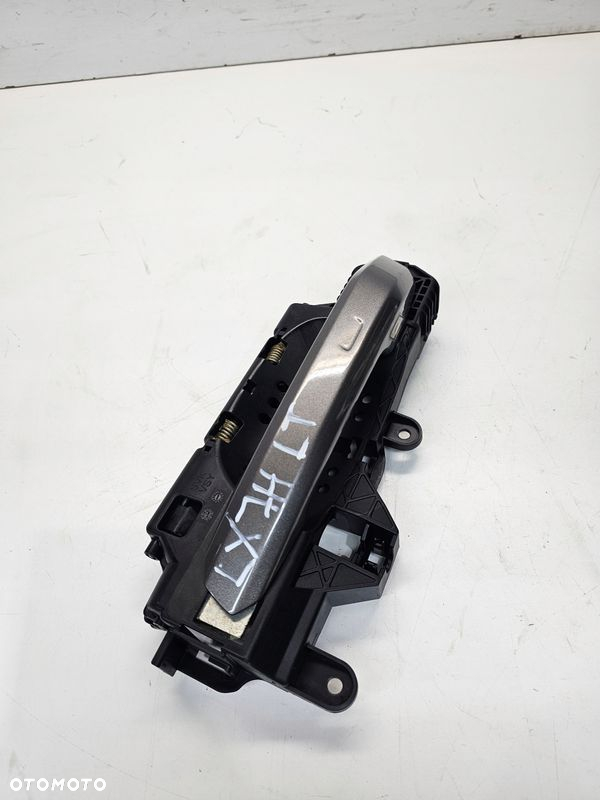 KLAMKA ZEWNĘTRZNA LEWA CHROM AUDI A4 B9 A5 8W0837811A LX7H - 2