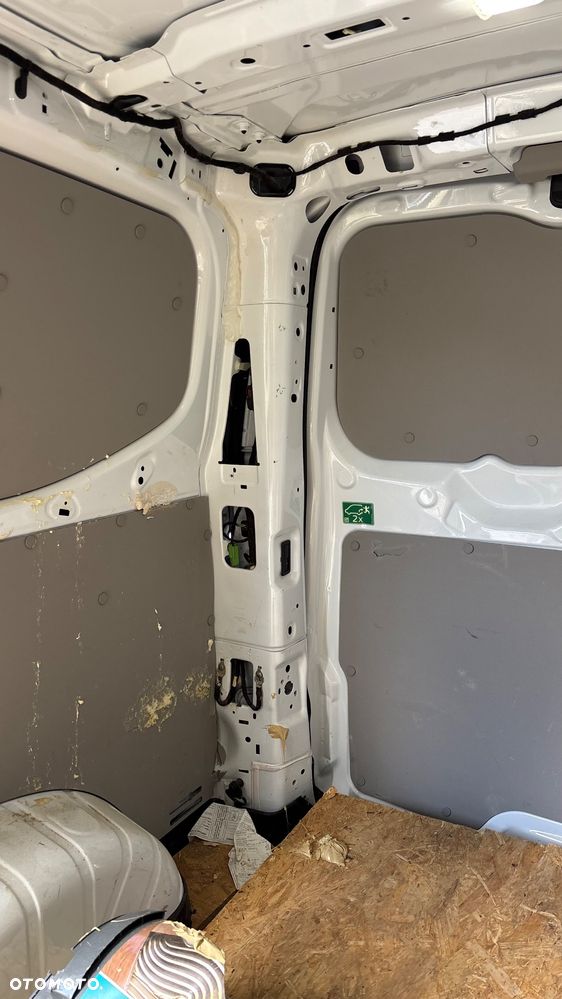 Ford Transit Custom - 26