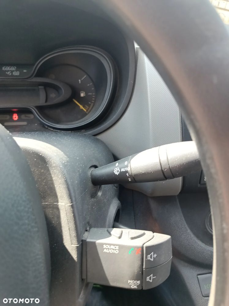 Renault trafic - 19