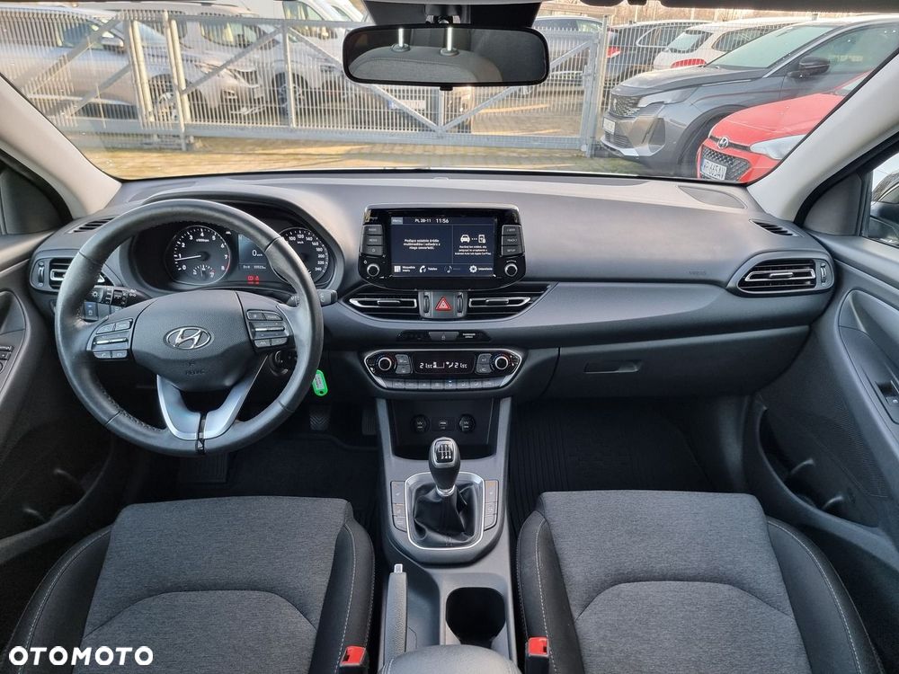 Hyundai i30 1.5 T-GDI 48V Smart - 27