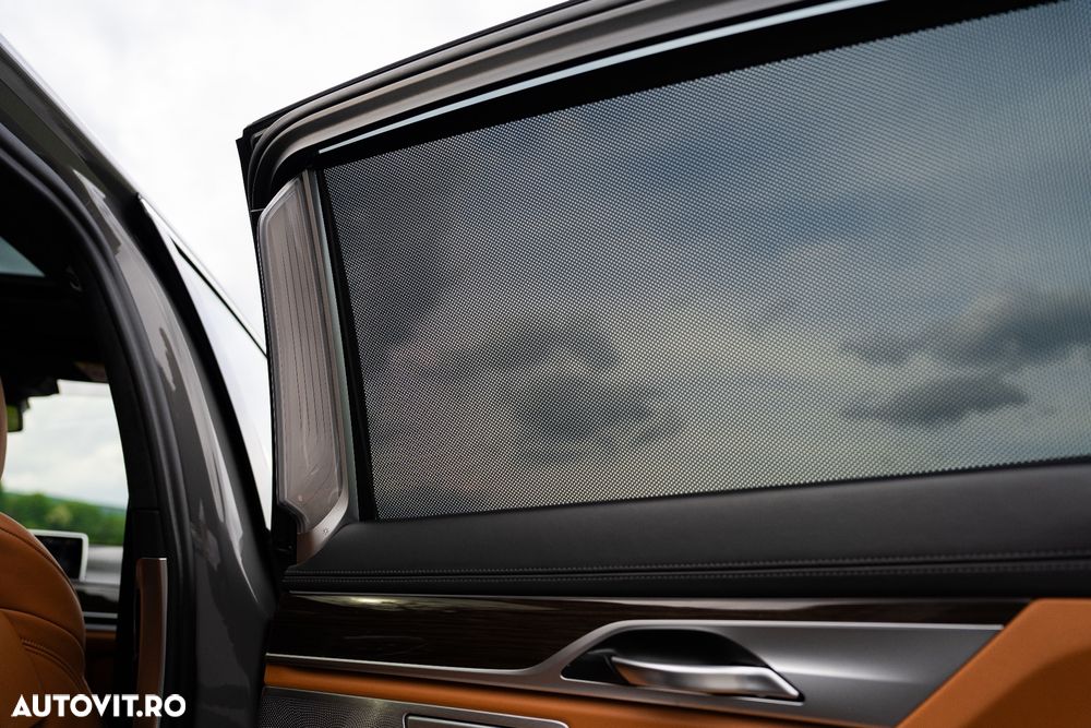 BMW Seria 7 - 39