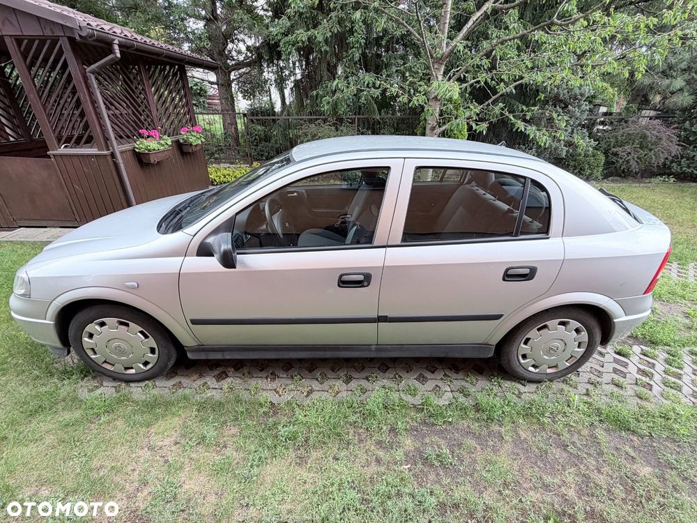 Opel Astra 1.4 - 2