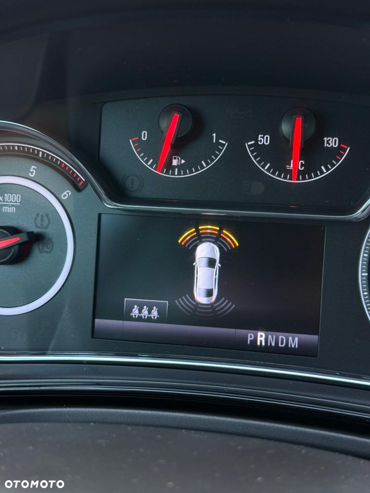 Opel Insignia - 31