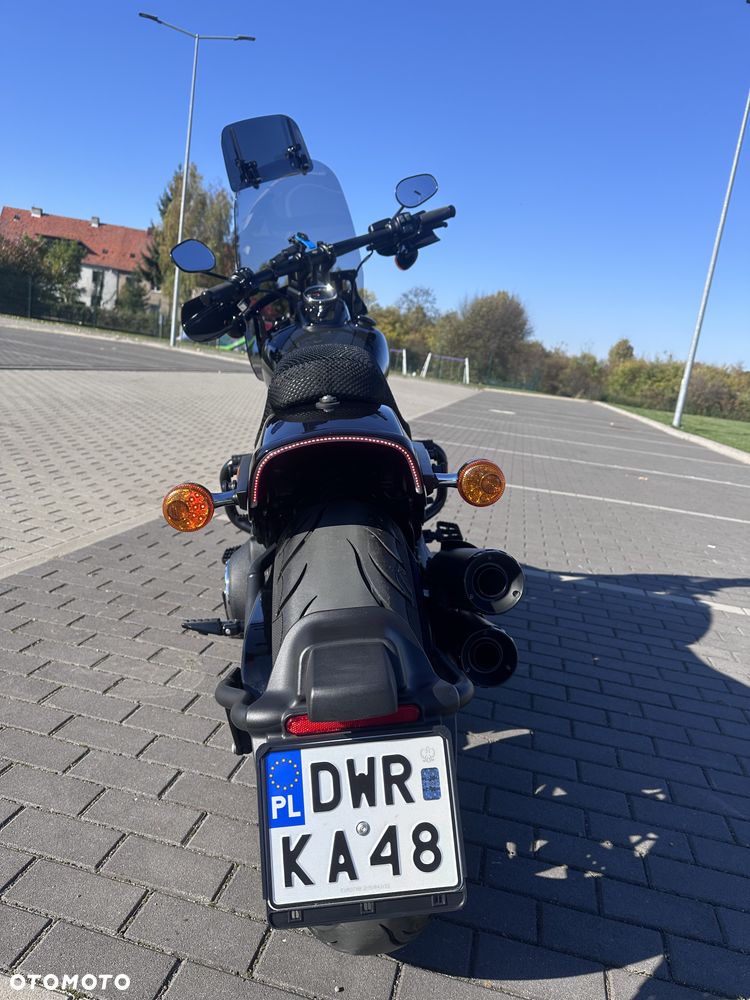 Harley-Davidson Softail Fat Bob - 19