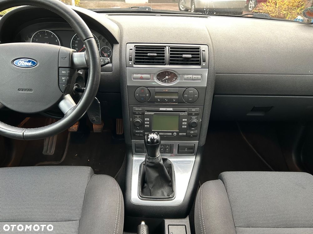 Ford Mondeo - 17