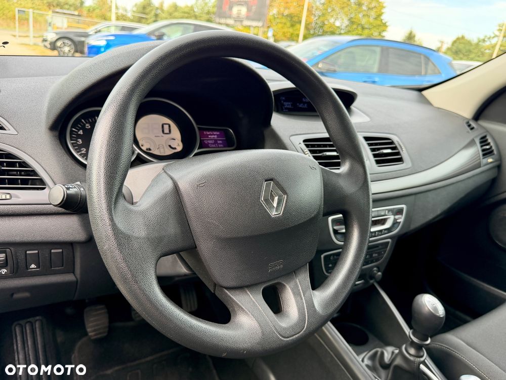 Renault Megane 1.6 16V Dynamique Euro5 - 19
