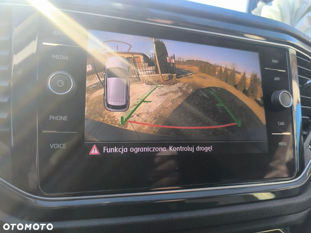 Volkswagen T-Roc 1.5 TSI OPF DSG Move - 23