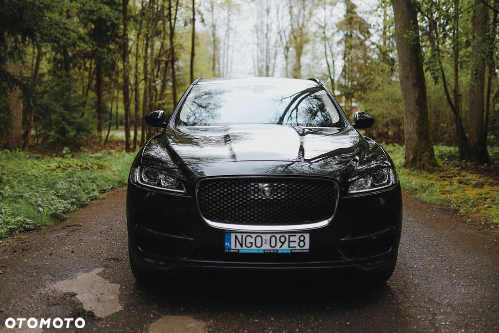 Jaguar F-Pace 25t AWD Prestige - 6