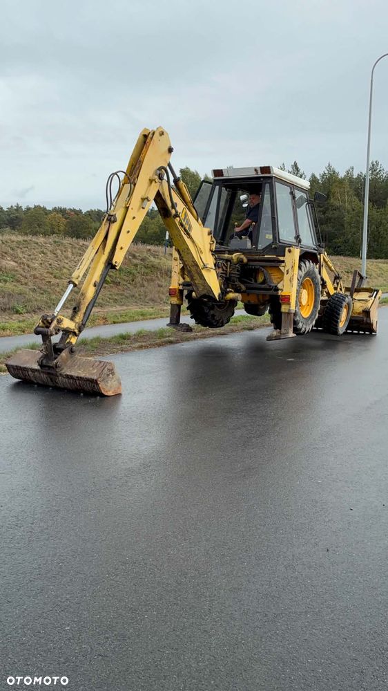 JCB 3CX - 23