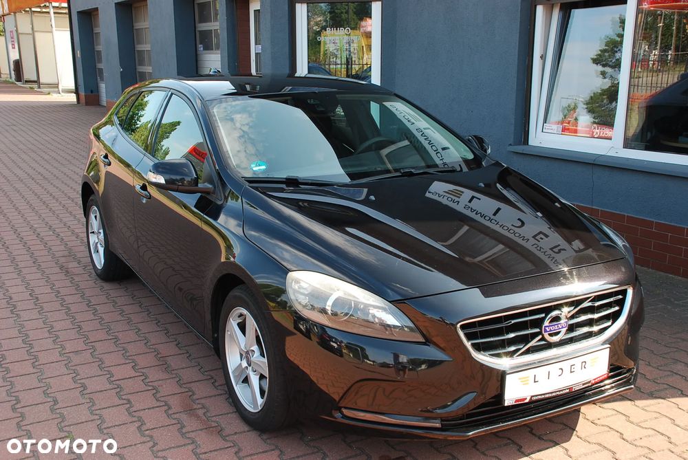 Volvo V40 T2 - 11