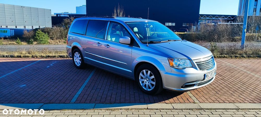Chrysler Town & Country 3.6 Touring - 4