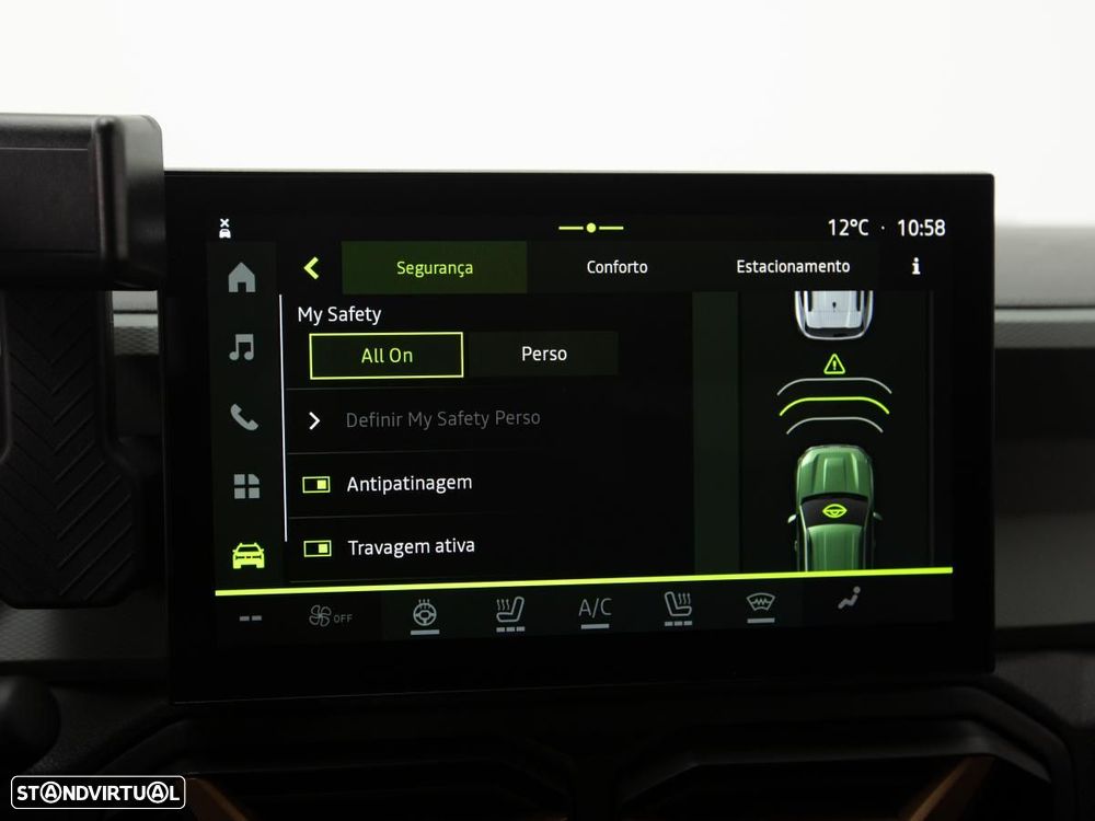 Dacia Duster 1.6 Hybrid Extreme - 28