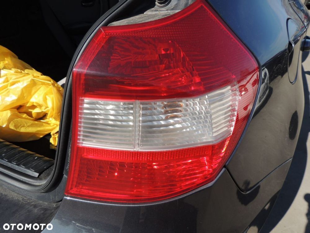 Lampa tył prawa lewa BMW 1 E87 120i '05 EU - 1