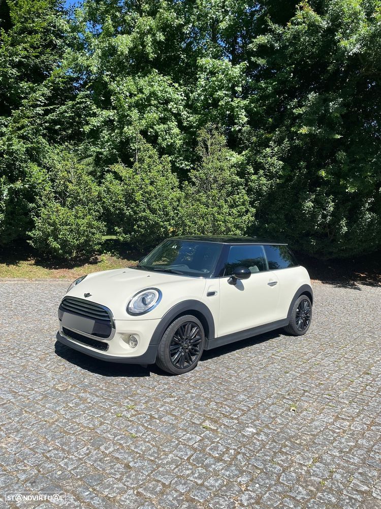 MINI 3 Portas Cooper D - 1