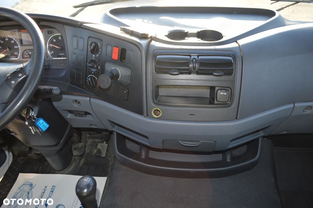 Mercedes-Benz Atego 1318 - 18