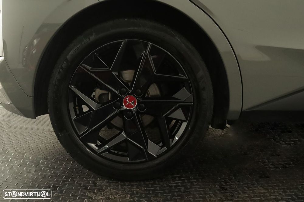 DS DS4 4 1.2 PureTech Performance Line EAT8 - 5