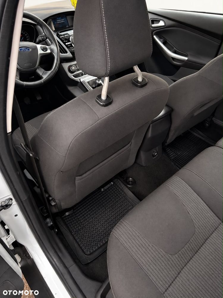 Ford Focus - 19