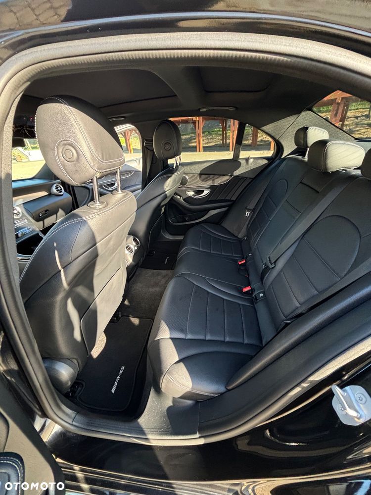 Mercedes-Benz Klasa C 200 d 9G-TRONIC AMG Line - 24