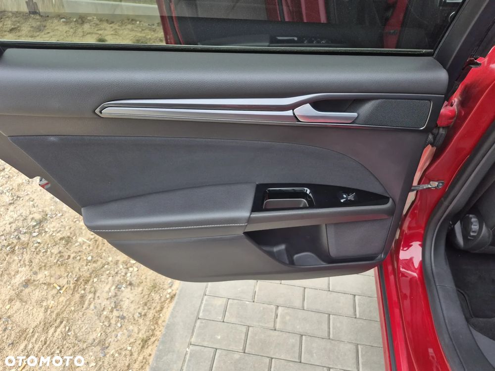 Ford Mondeo 2.0 TDCi Ambiente PowerShift - 9