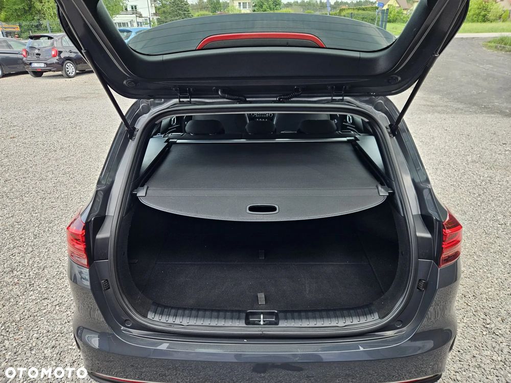 Kia Ceed 1.4 T-GDI OPF Vision - 38