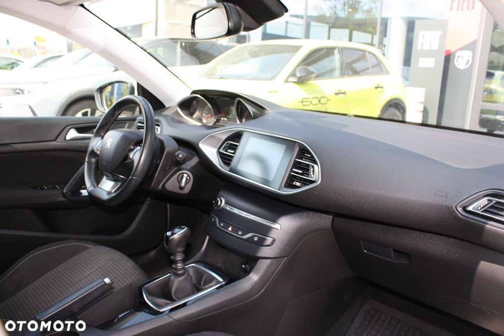 Peugeot 308 1.2 PureTech GPF Active S&S - 20