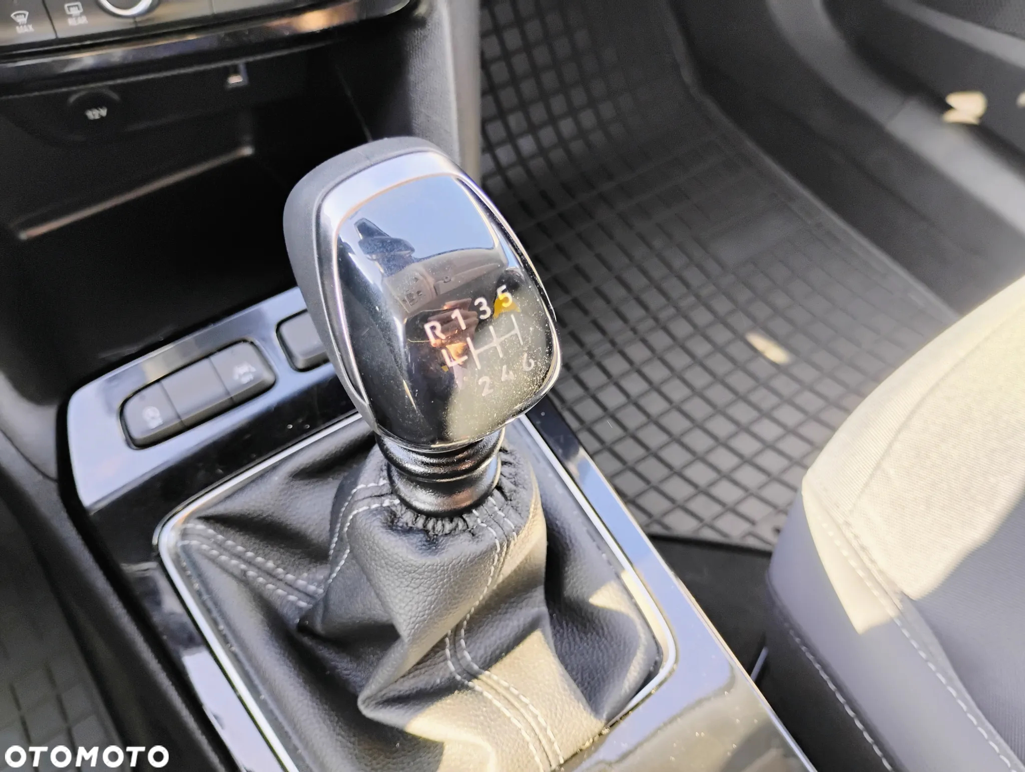 Opel Mokka 1.2 T Elegance S&S - 20