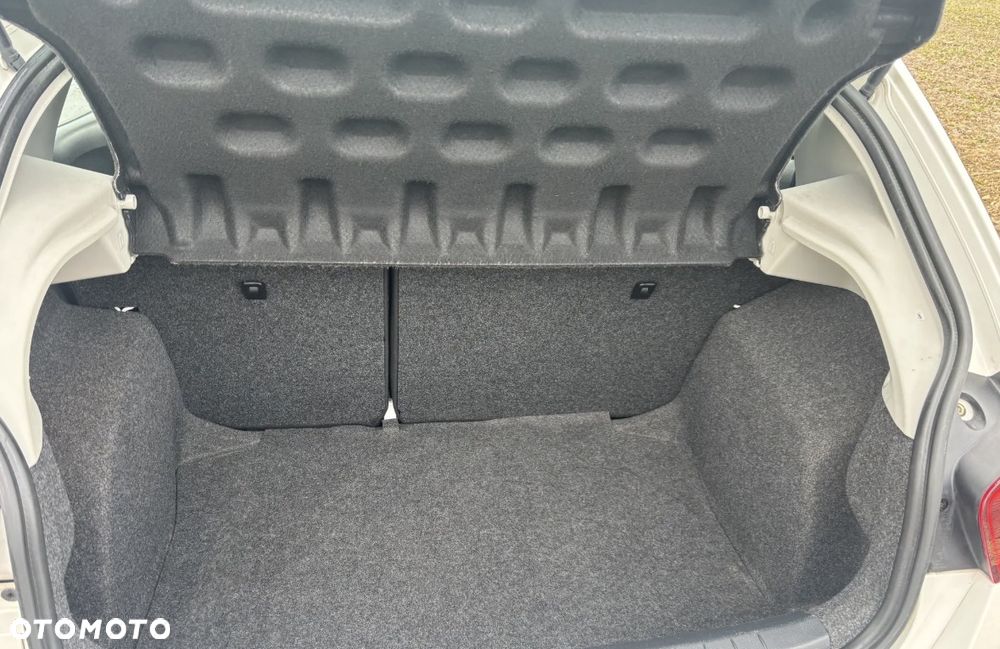 Seat Ibiza 1.2 12V SUN - 17